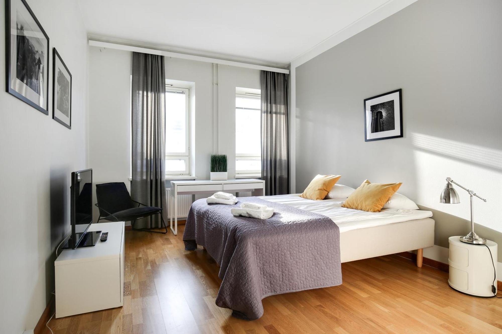 Kotimaailma Apartments Kamppi - 2Br In The City Center With Code Lock Хелзинки Екстериор снимка